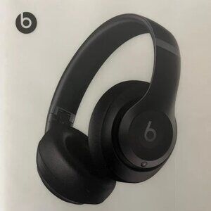 Genuine Sealed Beats By Dre Studio Pro Black